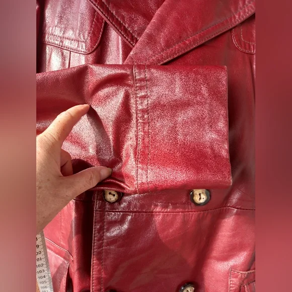 Vintage 1970's Lined Leather Coat - Picture 5 of 11